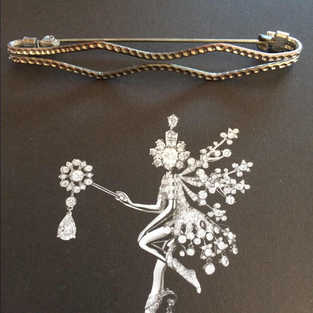 Brooch